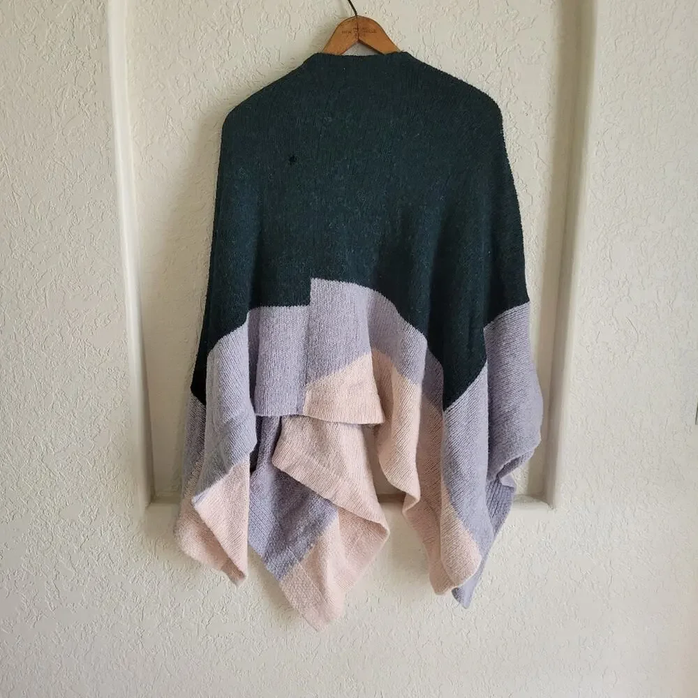 Elk Kulture Wrap Blockknit Poncho OS